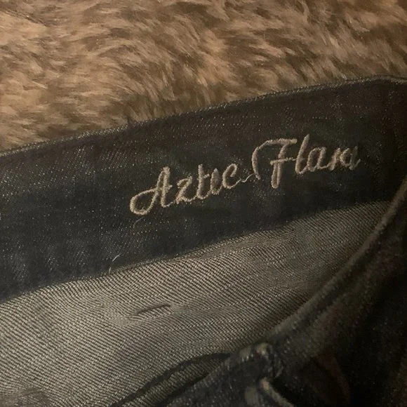 Cowgirl Tuff 'Aztec Flare' Mid Rise Flare Jean - 28x32 - Picture 13 of 13